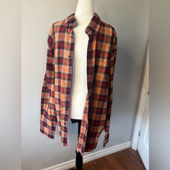 St John’s Bay Men’s Long Sleeved Button Downed Shirt in Fall Colors!! - Picture 7 of 9